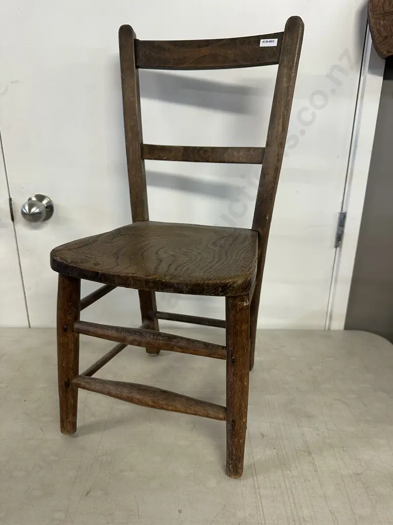 Edwardian Elm Childrens Chair. 70 x 29.5cm Image 1++