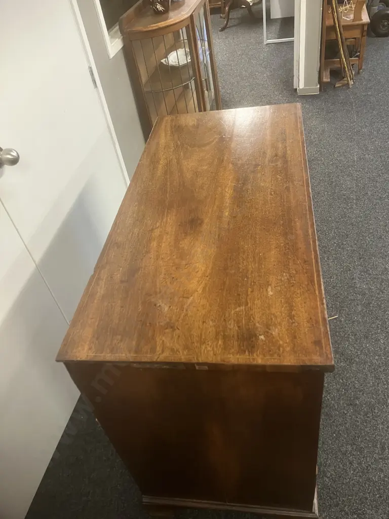 Antique Georgian Chest of Drawers, 2 Short Over 3 Graduating. H93 W109 D54cm Image 1++