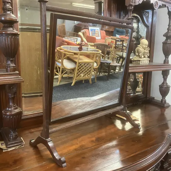 Antique Georgian Mahogany Toilet Mirror. H65 W59 D27.5cm