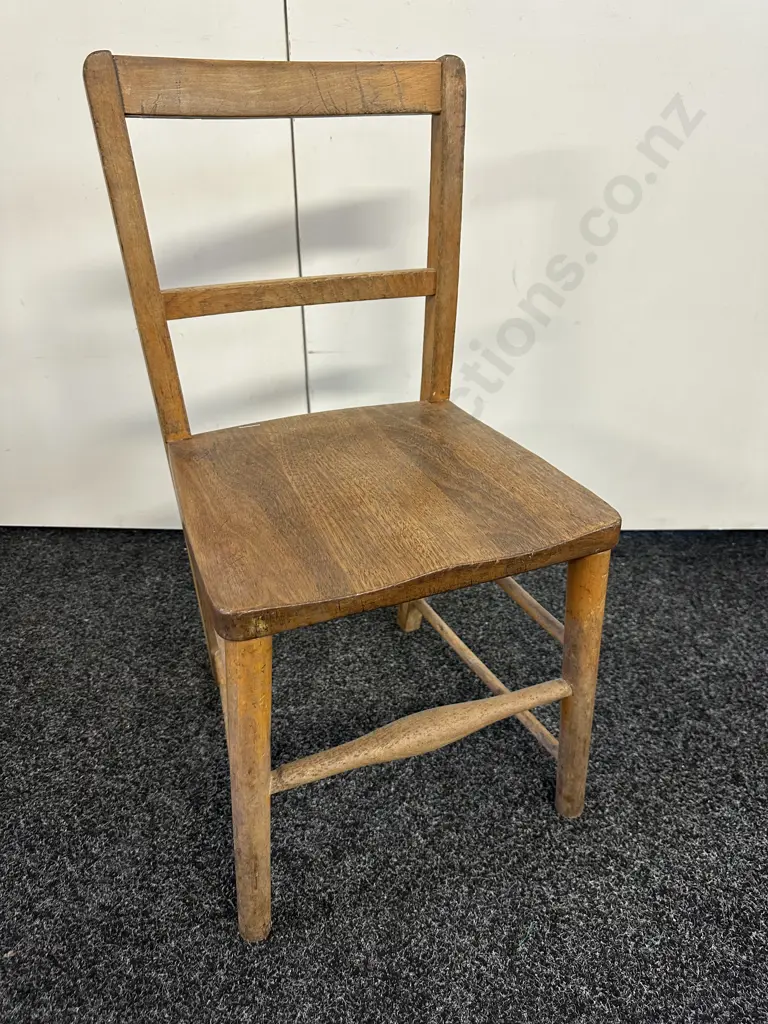 Antique Oak Childrens Chair With Sculptured Seat Image 1++