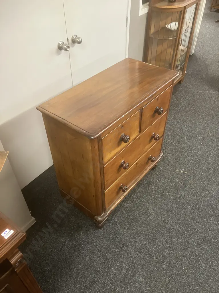 English Antique Chest of Drawers. H96 W91 D45cm Image 1++