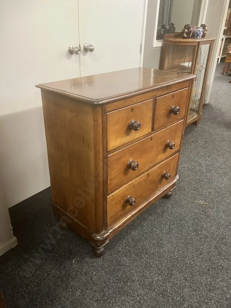 English Antique Chest of Drawers. H96 W91 D45cm Image 1++