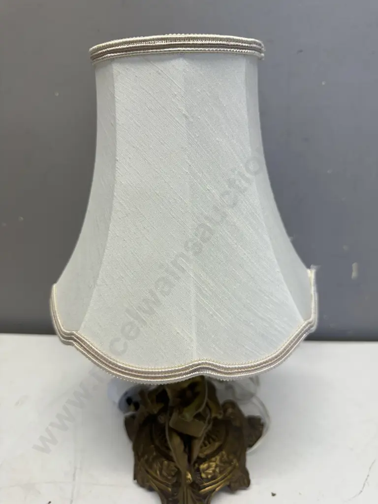 Vintage Table Lamp Gilt Cherub Detail With Cream Shade Image 1++