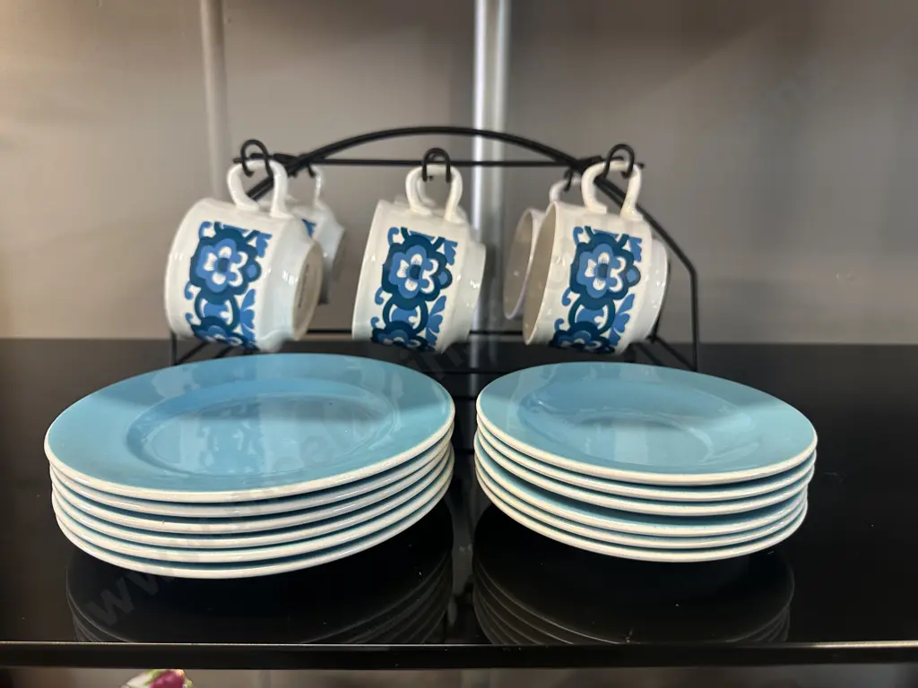 Retro Staffordshire Potteries Trios Blue Floral With Wire Display Rack Image 1++