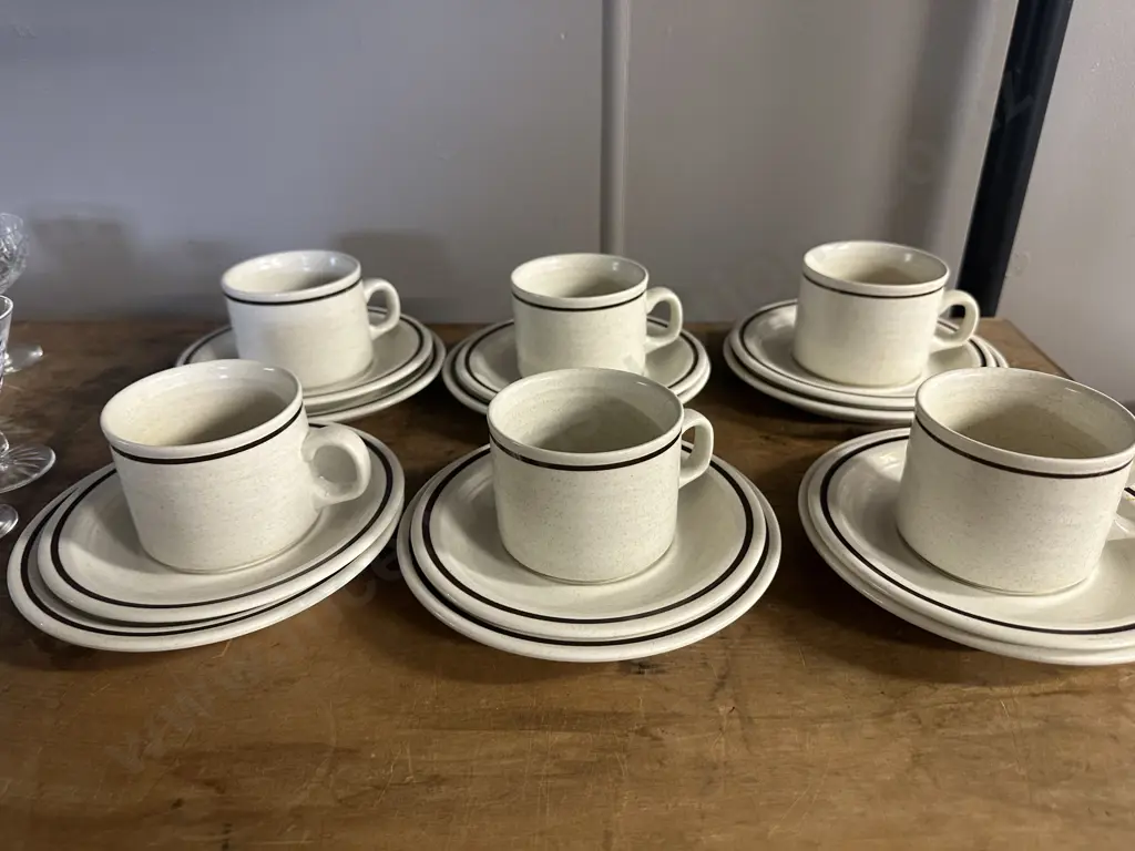 Churchill England Trios X6 Image 1++