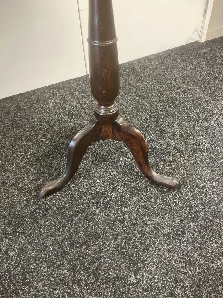 Antique Georgian Provincial Oak Tilt Top Tripod Table Image 1++