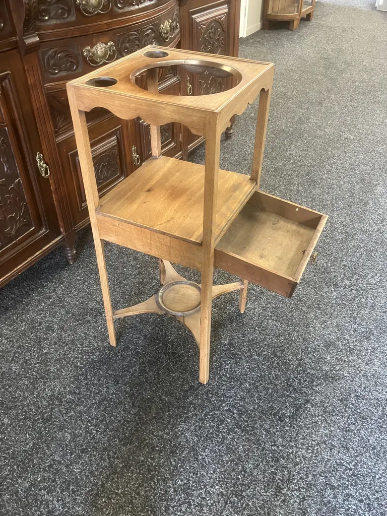 Antique English Georgian Mahogany Washstand Bedside Table. H76 W30.5 D30cm Image 1++