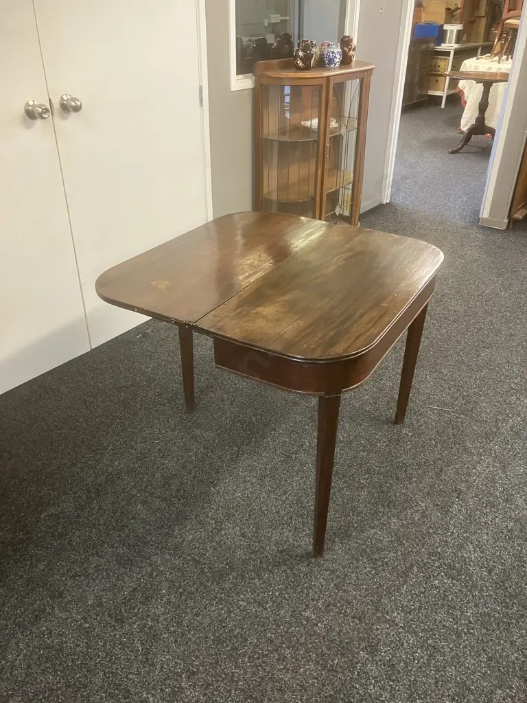 Antique Georgian Mahogany Fold-Over Tea Table. H73 W89 D42 / 85cm Image 1++