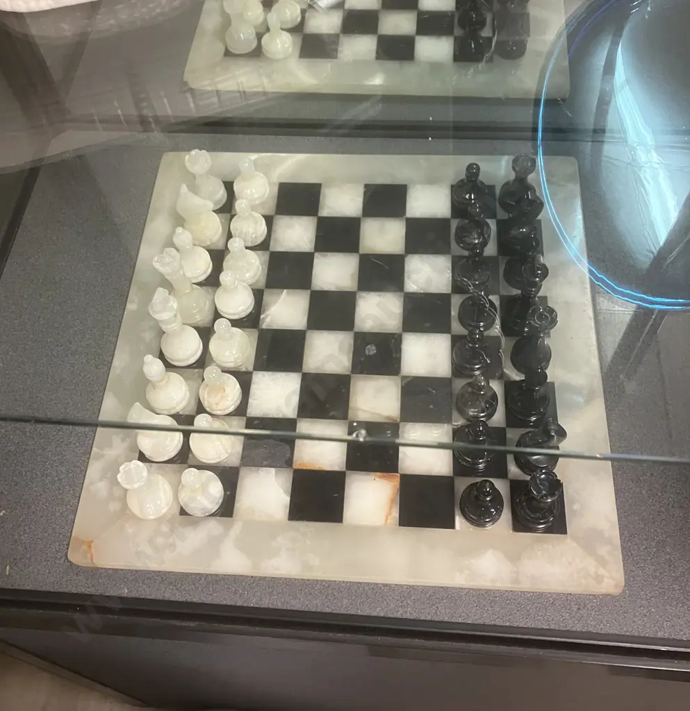 Handmade Vintage Black Onyx Marble Chess Set With Lined Storage Case, 8.5cm King, 40cm Chess Board (As Found Condition) Image 1++