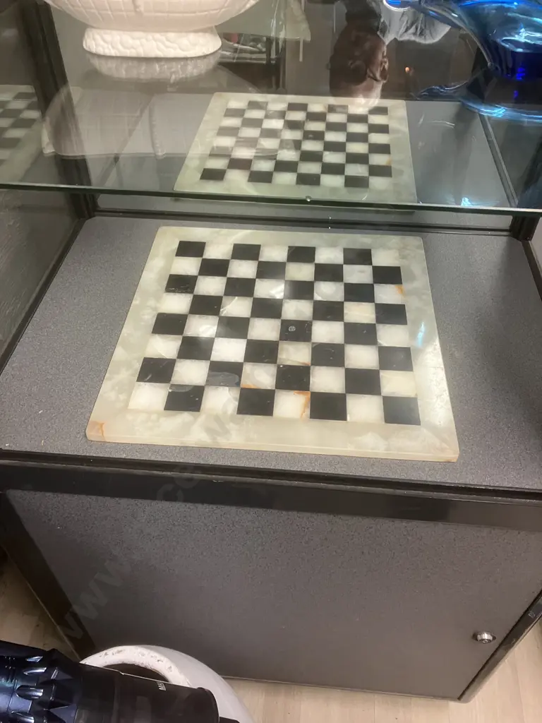 Handmade Vintage Black Onyx Marble Chess Set With Lined Storage Case, 8.5cm King, 40cm Chess Board (As Found Condition) Image 1++