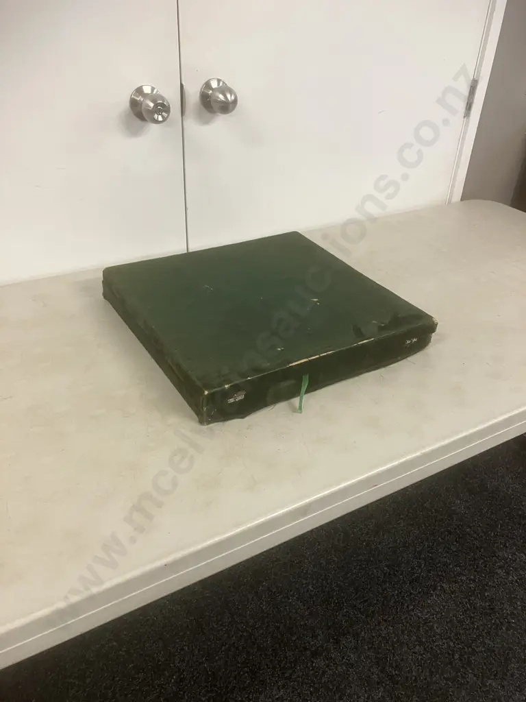 Handmade Vintage Black Onyx Marble Chess Set With Lined Storage Case, 8.5cm King, 40cm Chess Board (As Found Condition) Image 1++