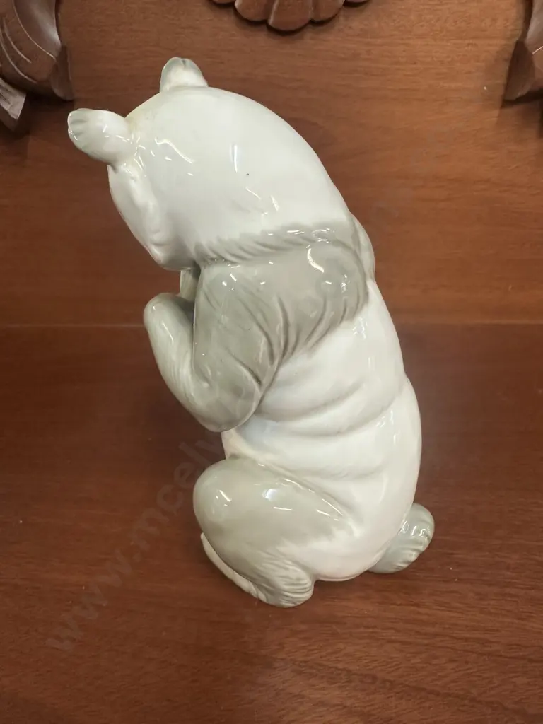 Nao Panda Figurine With Bamboo H17cm. Image 1++