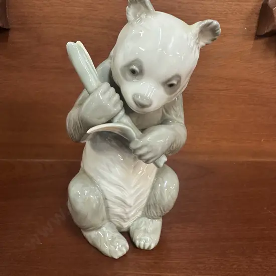 Nao Panda Figurine With Bamboo H17cm.