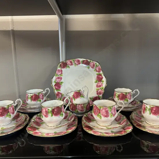 Royal Albert 'Old English Roses' 21 Piece Tea Set