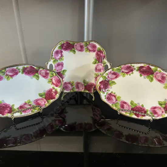 Royal Albert 'Old English Rose' Bon Bon Dish Oval Dishes x2