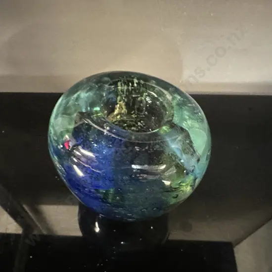 Hand Blown Art Glass Vase With Internal Blue & Green Colours & Bubbles H8.5cm.