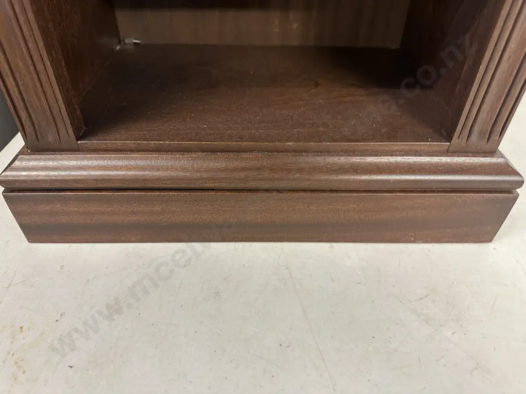 Small Mahogany Two Tier Shelf Unit With Glass Protector Top H47,W40,D23cm. Image 1++