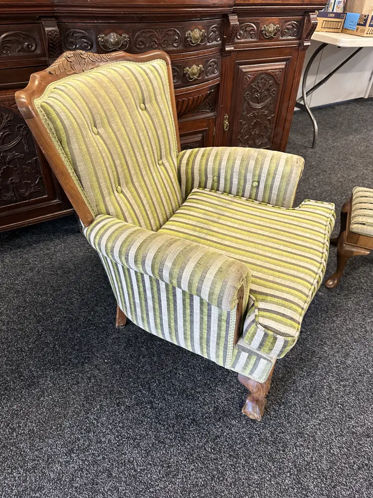 1970s Vintage Queen Style Armchair In Green Striped Fabric, Carved Detailing With Small Cabriole Leg Footstool Image 1++