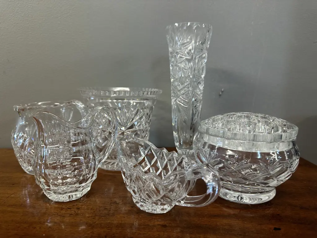 Selection Of Crystal Items Including Vases, Frog Etc Image 1++