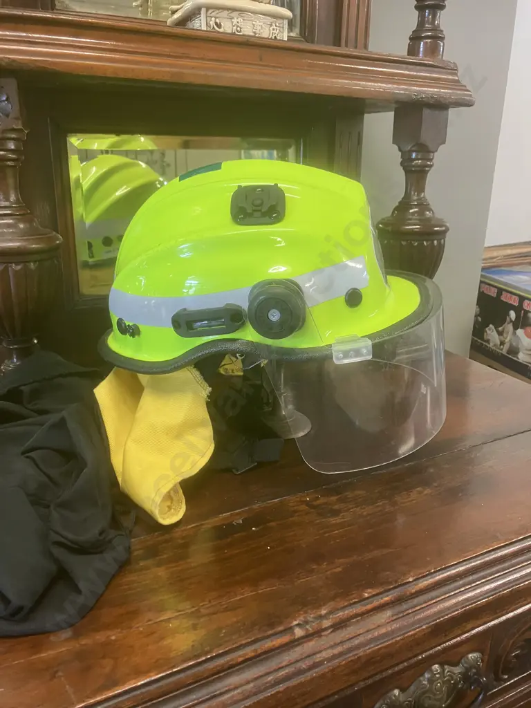 United States Antartic Program Labeled Pacific Helmets Type 3-Bushfire Fighting Helmet With Carry Bag, (BR9C) Image 1++