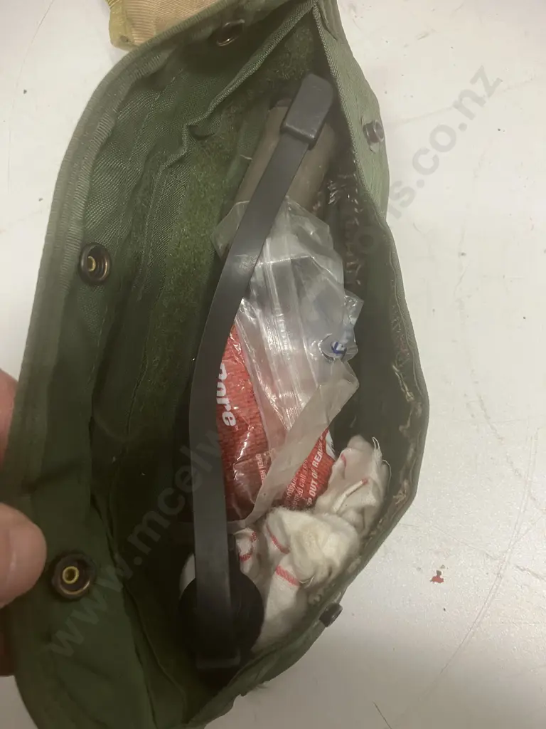 Four Cleaning Kit Pouches With Assorted Contents Image 1++