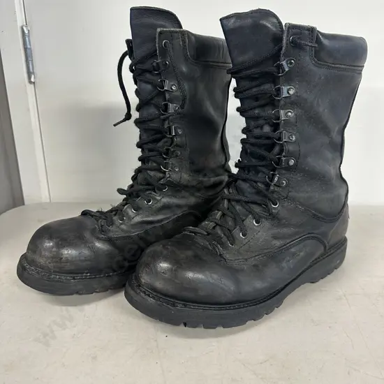 Pair Of Black Matterhorn Safety Toe Work Boot Size UK 9.5