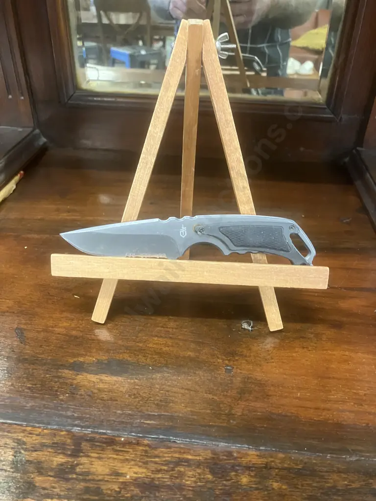 Rare Discontinued Gerber Basic Fixed Blade Knife (3.3" Serrated) Image 1++