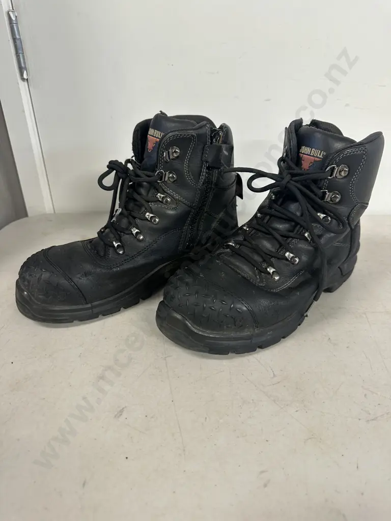 Pair Of Black John Bull Safety Boots Size 8 Image 1++