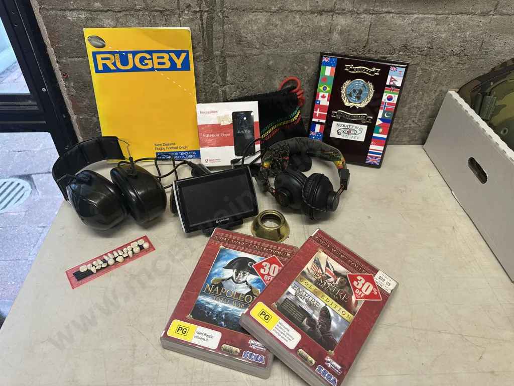 3M Optime Head Band Ear Muffs, Marley Headphones, Navman Etc Image 1++