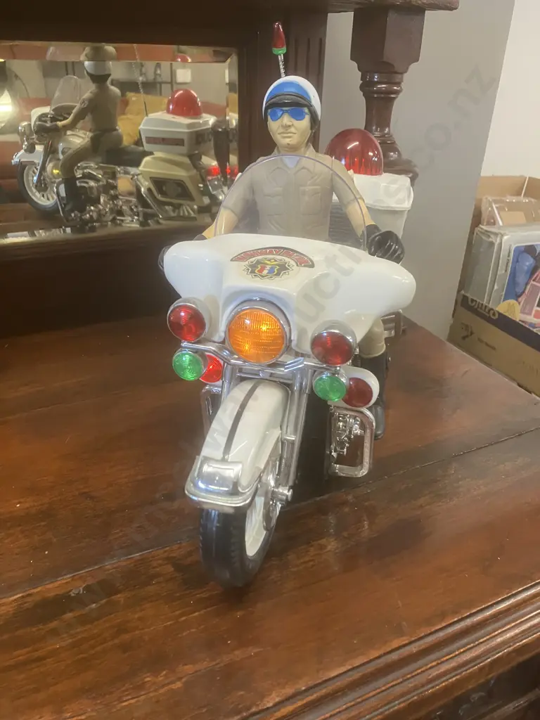 1984 Son Ai Toys Battery Operated Motorcycle, Police Jumbo Cycle, 1:6 Scale, Working Condition, With Original Box Image 1++