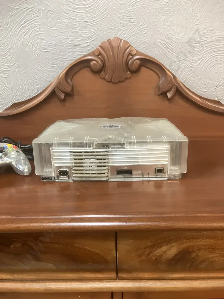 Xbox Console (Crystal Limited Edition) 2004 (Tray Not Functioning) Image 1++