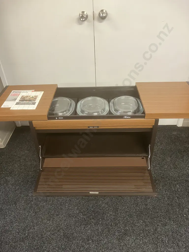 Philips Hostess HL 6200/E With Manual (English Plug Needs Adapter) Image 1++