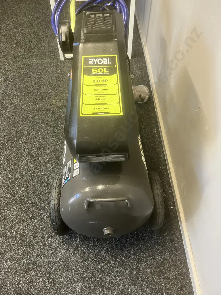 Ryobi Airwave 2.0HP 50L Direct Drive Air Compressor, RA-C2550, 2 Outlets 1500W 115PSI 8Bar, 120 L/Min Image 1++