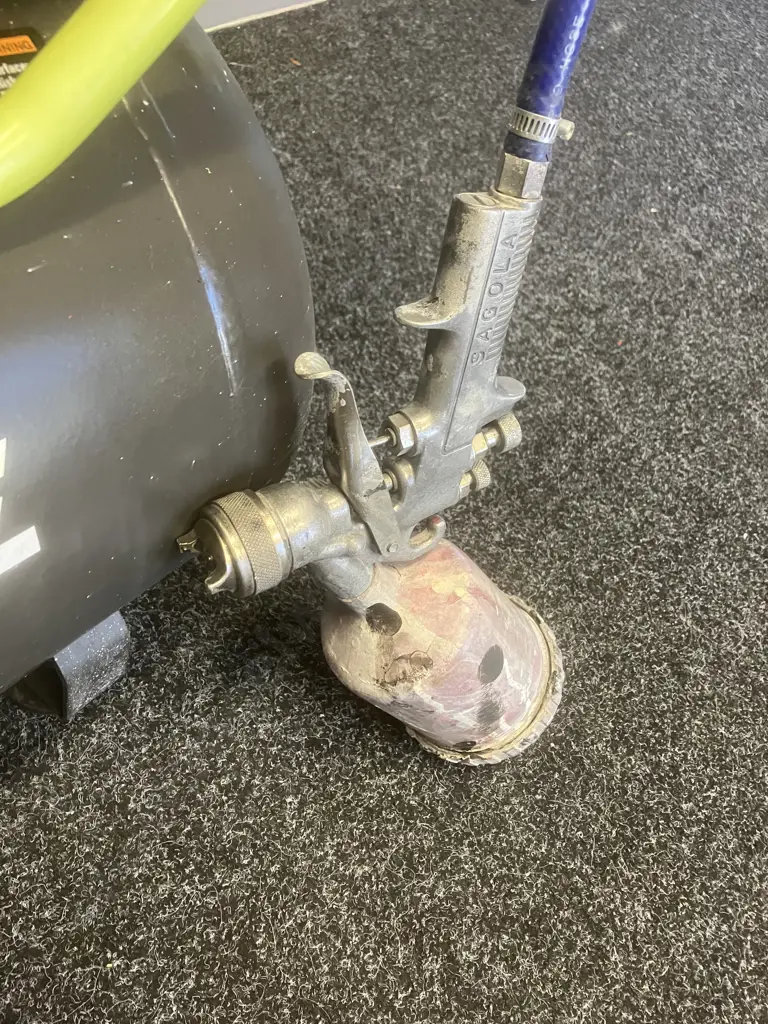 Ryobi Airwave 2.0HP 50L Direct Drive Air Compressor, RA-C2550, 2 Outlets 1500W 115PSI 8Bar, 120 L/Min Image 1++