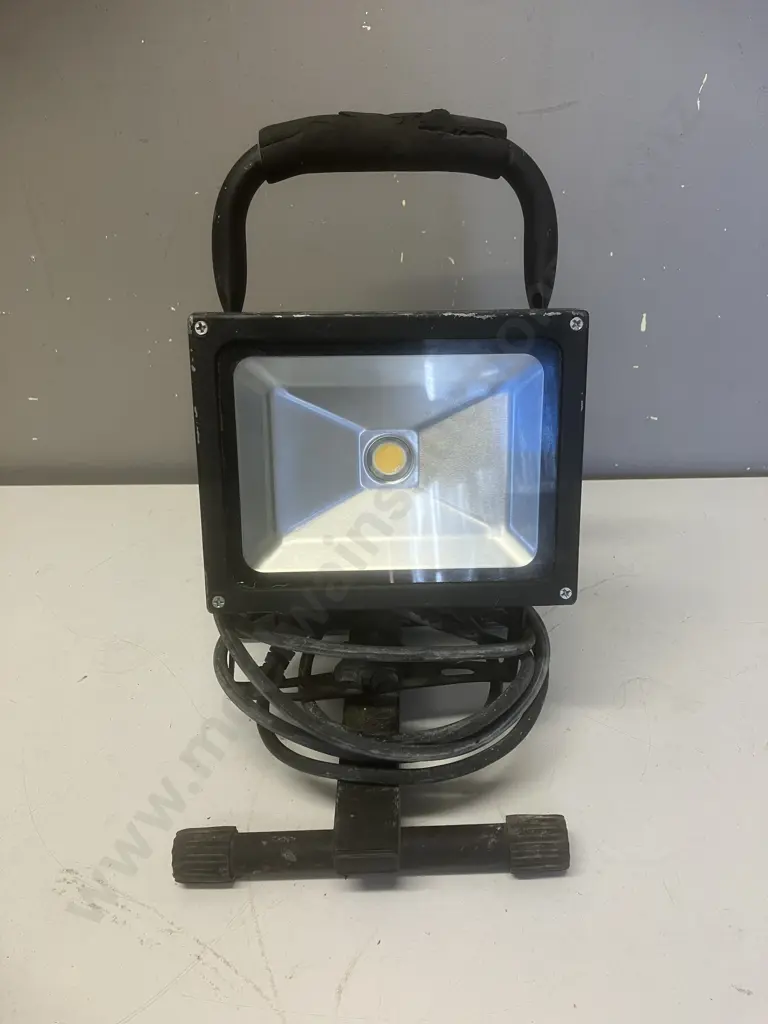 HPM FORTA Portable LED Worklight 20W 1615lm Cool White Light - LWK0120WBL Image 1++