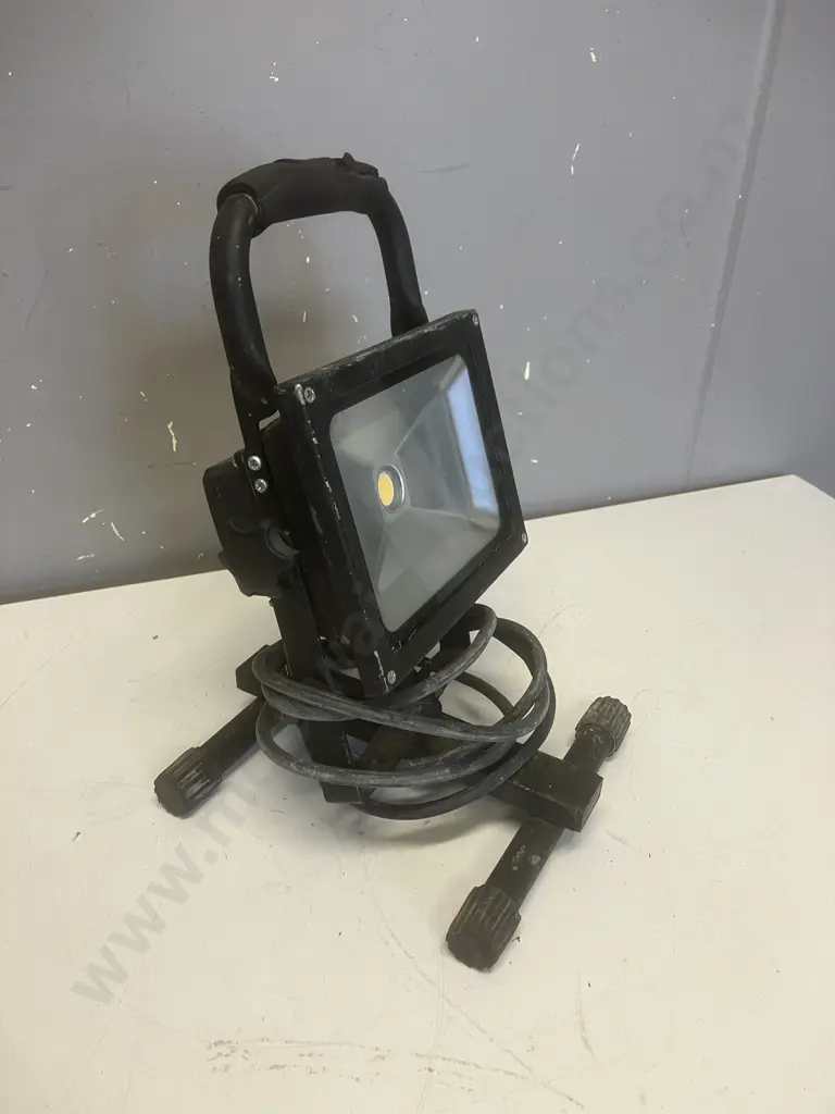 HPM FORTA Portable LED Worklight 20W 1615lm Cool White Light - LWK0120WBL Image 1++