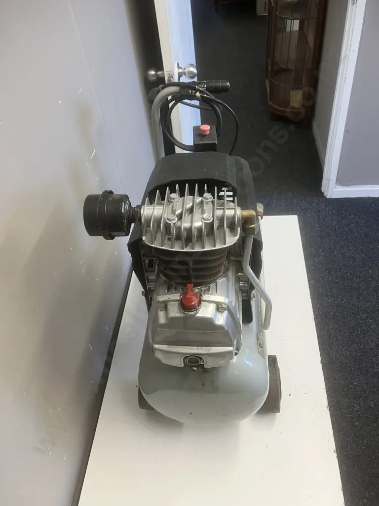 Super Works Air Compressor HP-2.0, 21 Litre Tank Image 1++