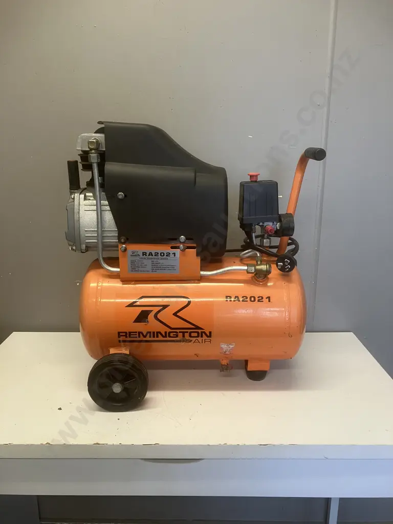 Remington Air RA2021 Air Compressor, 115 PSI, 21 Litre Tank Image 1++