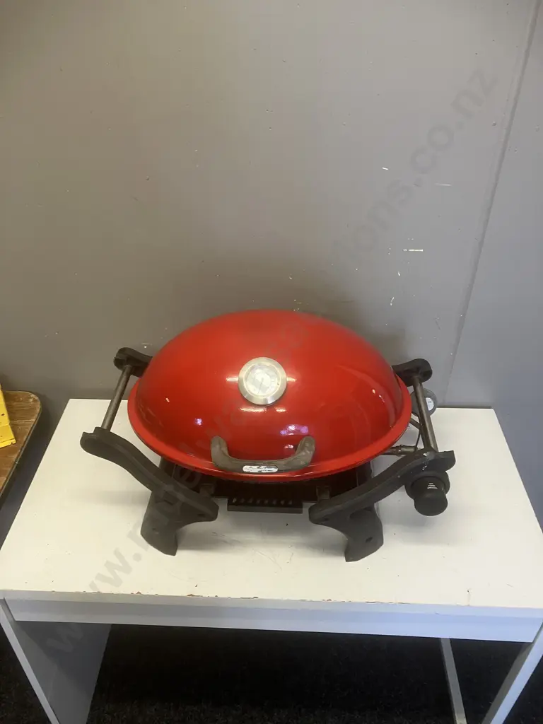 Portable Red BBQ Image 1++