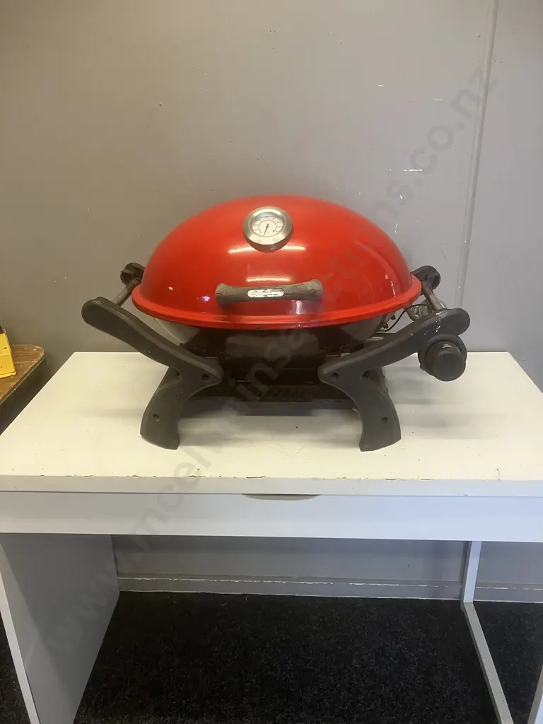 Portable Red BBQ Image 1++