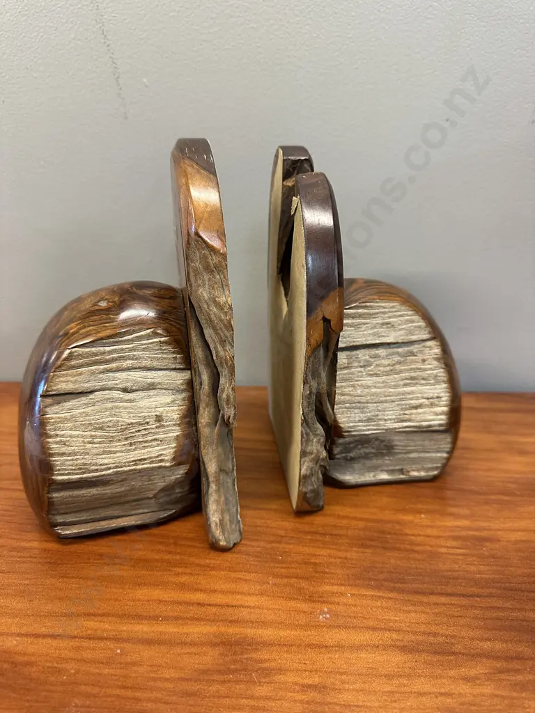 Polished Vintage  Wooden Bookends H20cm. Image 1++