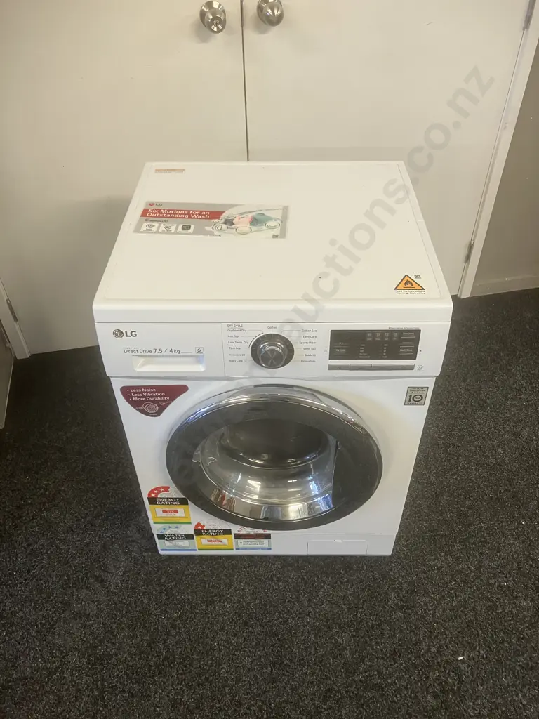 LG Inverter Direct Drive 7.5 / 4Kg Washer / Dryer Model WD1402CRD6 Image 1++