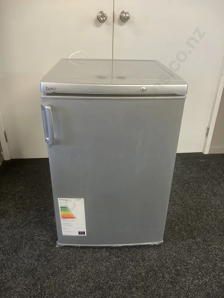 LEC L130G Fridge Image 1++