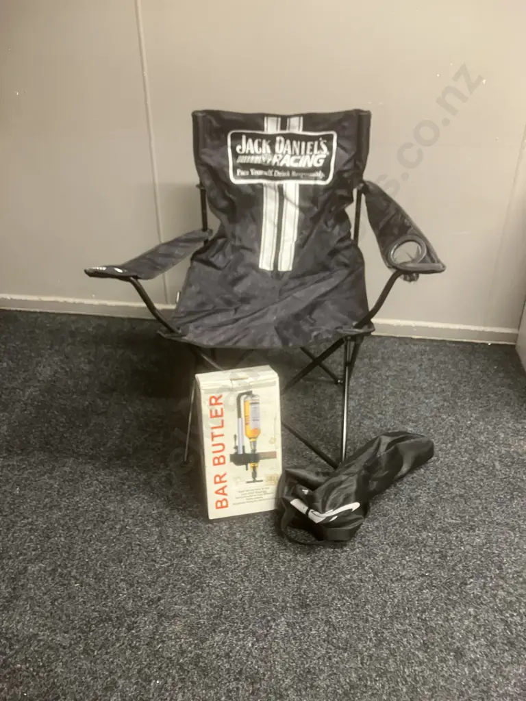 Jack Daniel's Racing Old No7 Brand Outdoor Foldable Camping Chair With Carry Bag & Bar Butler Spirit Dispenser Image 1++