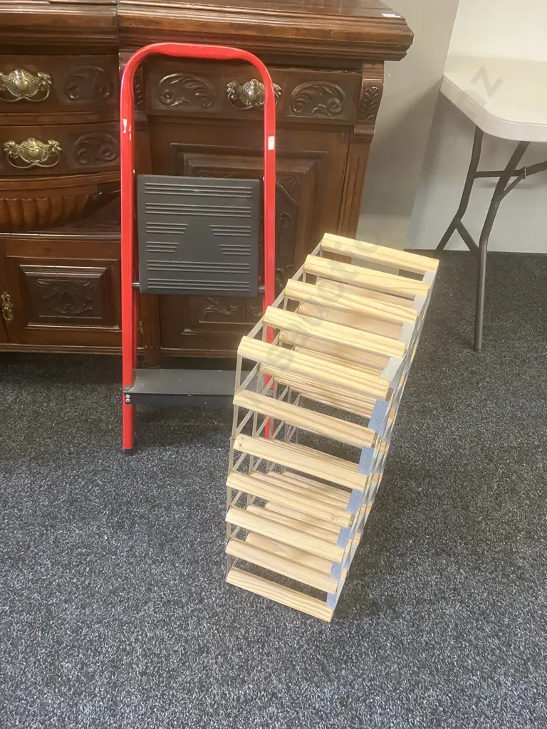 Red 2 Step Ladder - 95Kg & 28 Bottle Wine Rack Image 1++