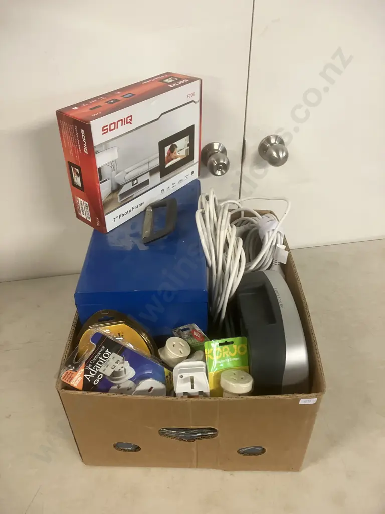 Box lot Digital Photo Frame, Heater Etc Image 1++