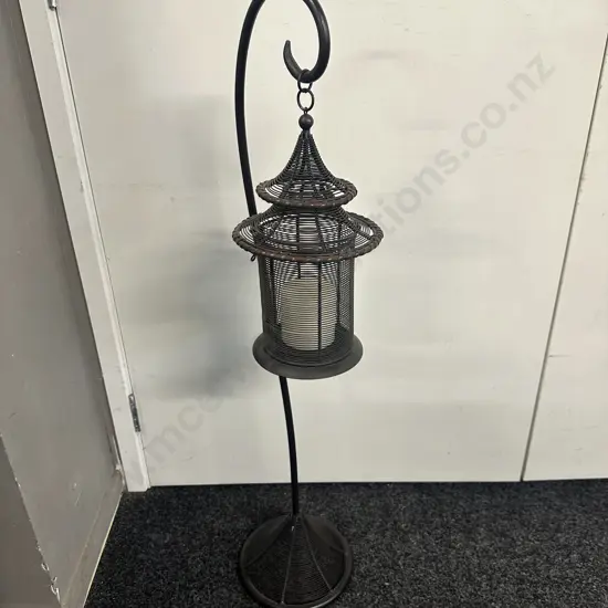 Rustic Wire Candle Holder On Stand