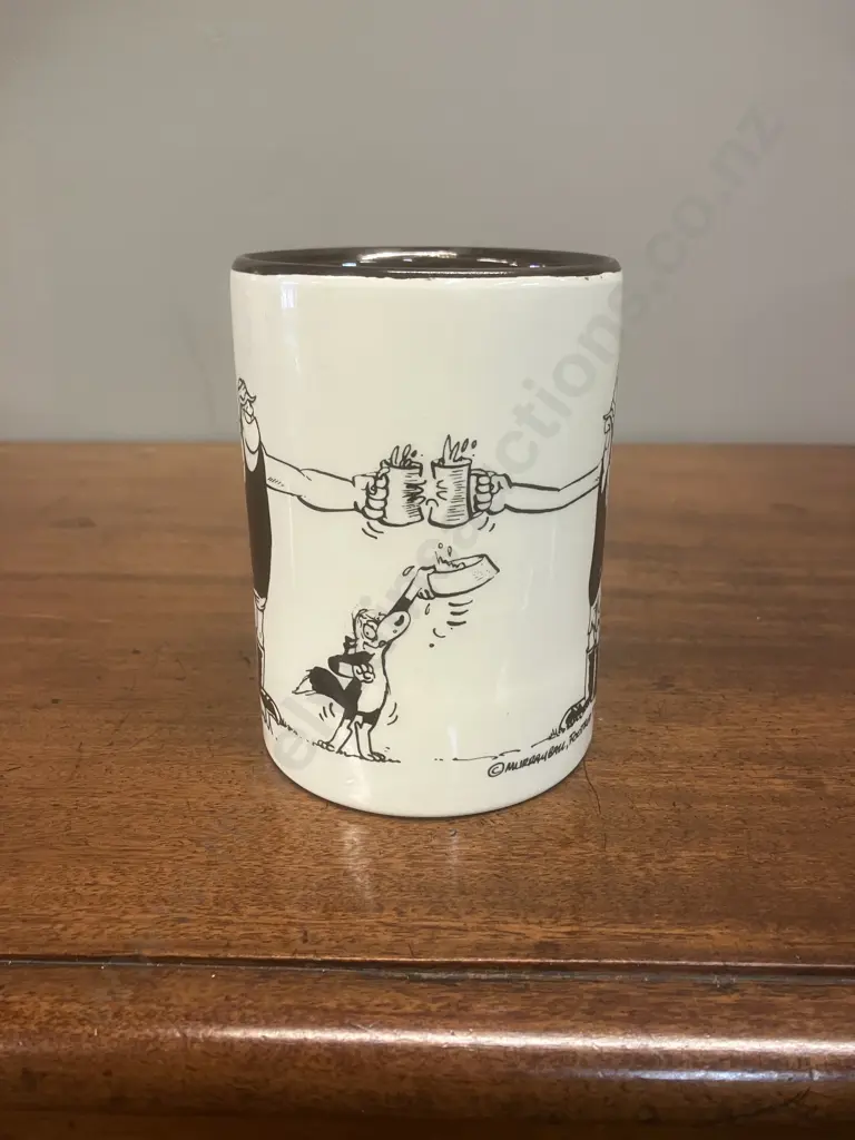 Rare Scarce Collectors Mug Black & White Illustration Of Wal, Cooch & Dog By Murray Ball. 12 x 13cm Image 1++