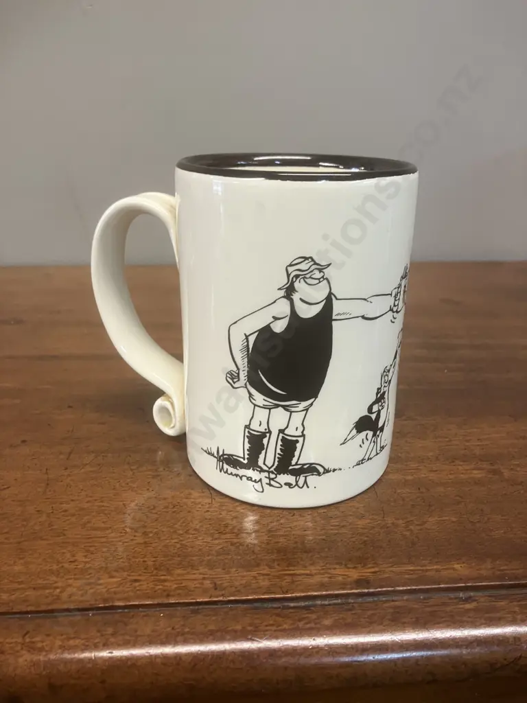 Rare Scarce Collectors Mug Black & White Illustration Of Wal, Cooch & Dog By Murray Ball. 12 x 13cm Image 1++