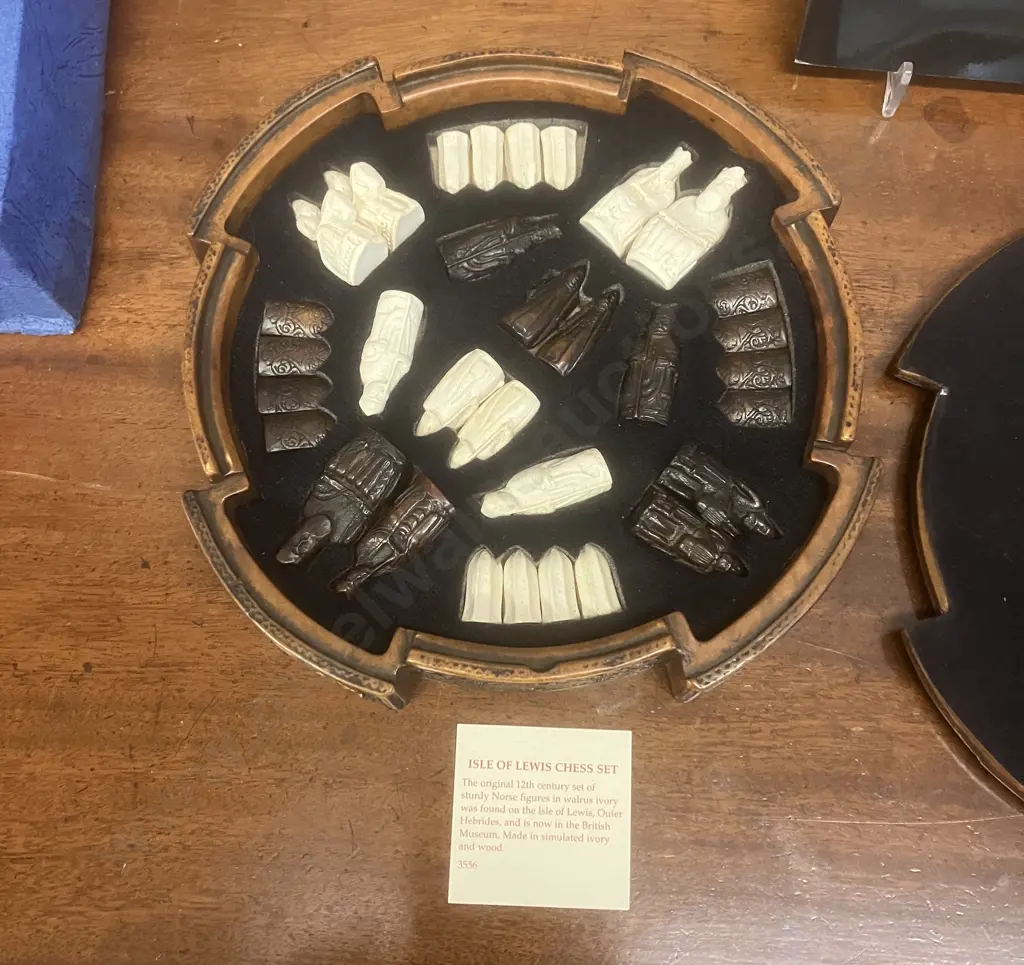 Compact Isle Of Lewis Chess Set - 8" Chess Board, 32 Piece With Storage - Made In England Image 1++